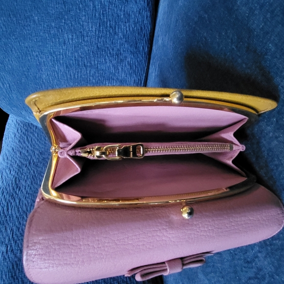 Miu Miu Two-tone Madras Bow Wallet - Picture 4 of 12